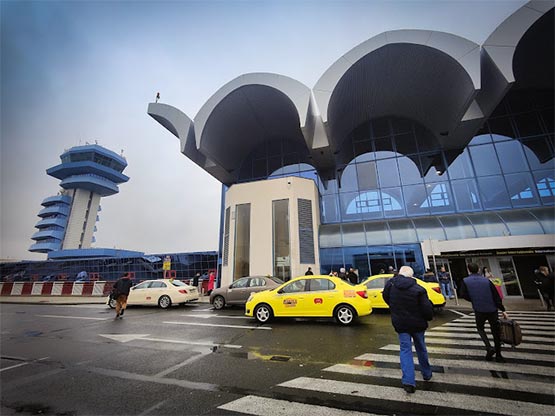 Bucharest Baneasa Airport to Varna airport taxi